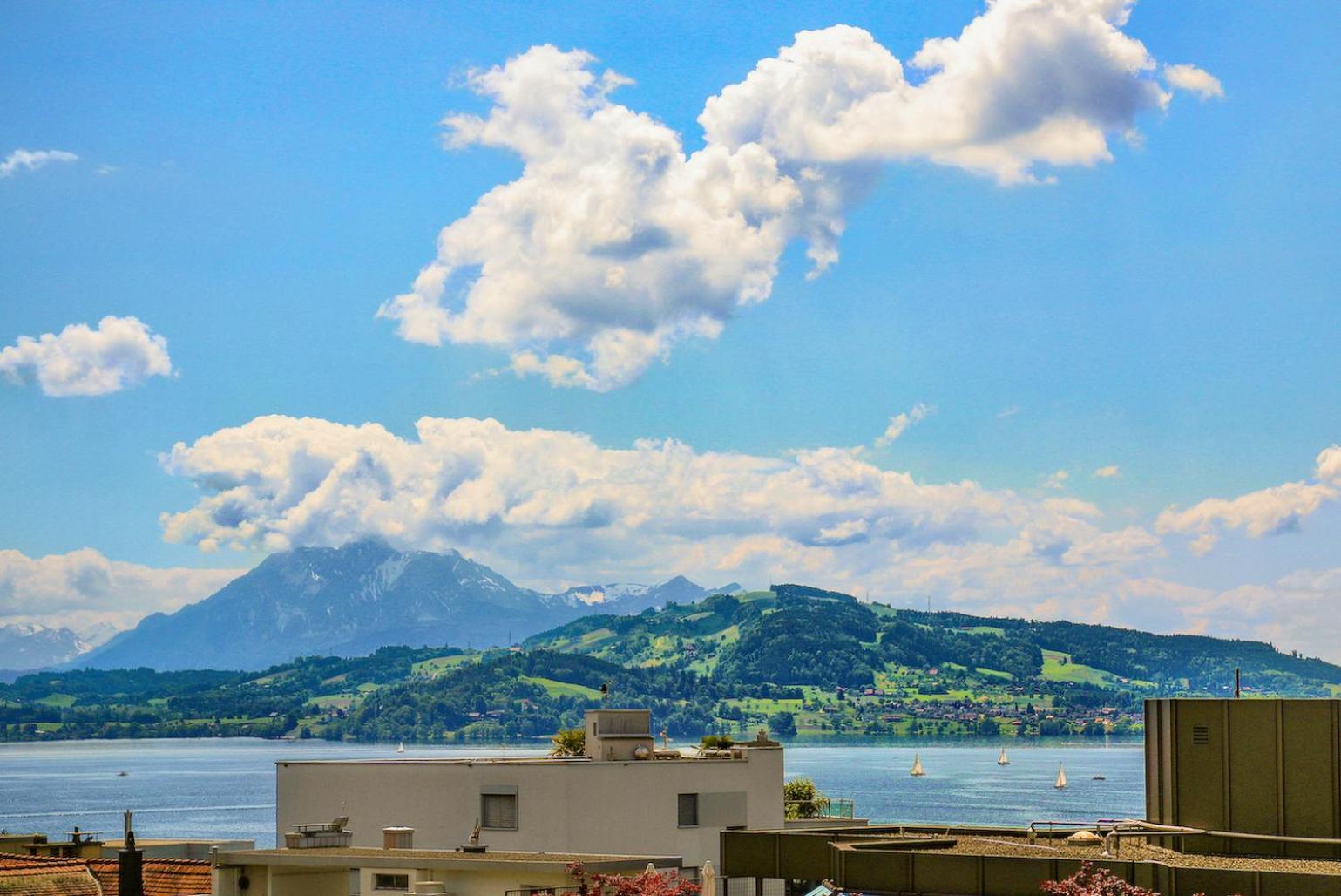 Ariser - Zug Lake View Business Apartment Bagian luar foto